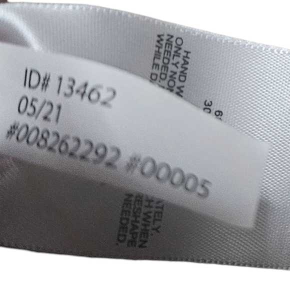 Express Medium Grey Cable Knit Cropped Hoodie Sweater - Picture 7 of 7